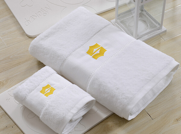 Luxury 100% combed cotton dobby boarder 5 star hotel bath towel