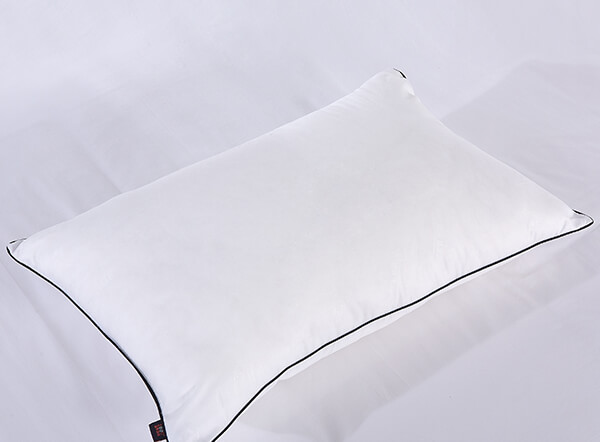 Excellent 233TC down proof fabric with microfiber piping hotel pillow inner