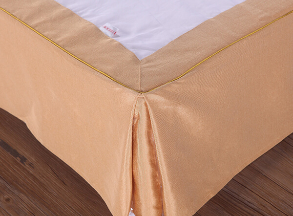 Luxury decorative ruffled pleated hotel bed skirt