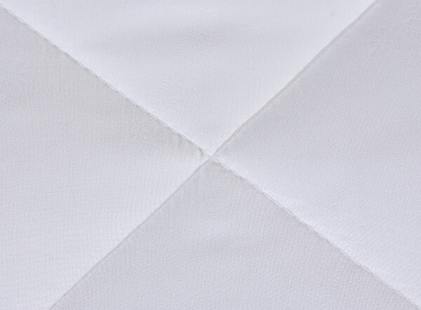 100 cotton down proof fabric with 200GSM microfiber filled hotel duvet